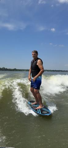 Wakesurfing